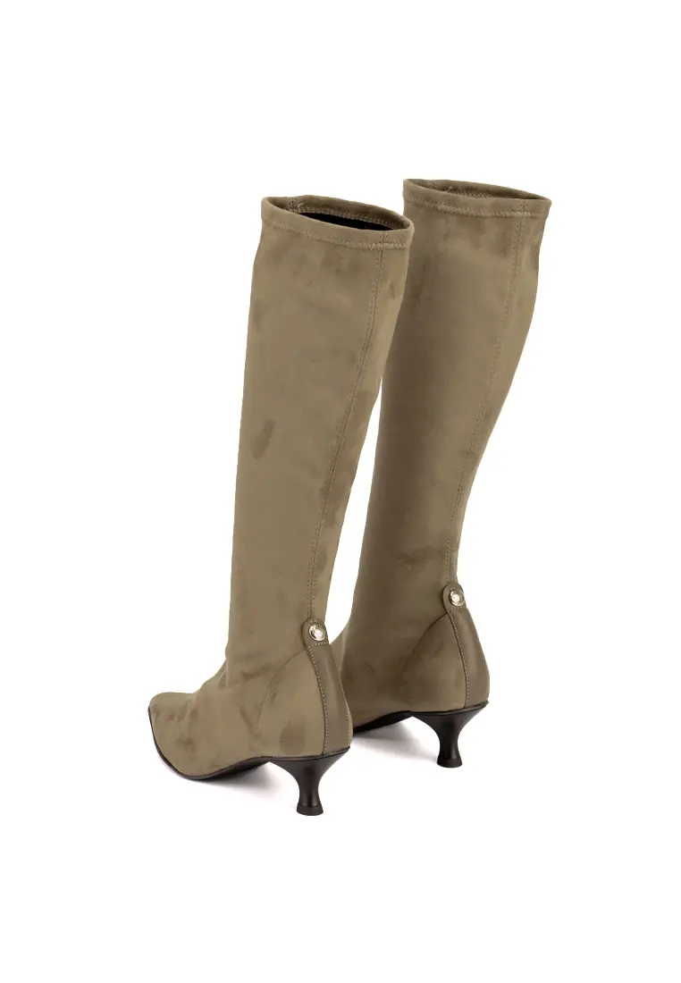 Bota Alta de Pedro Miralles de tacón Bajo Fino Yantai Taupe - Imagen 5